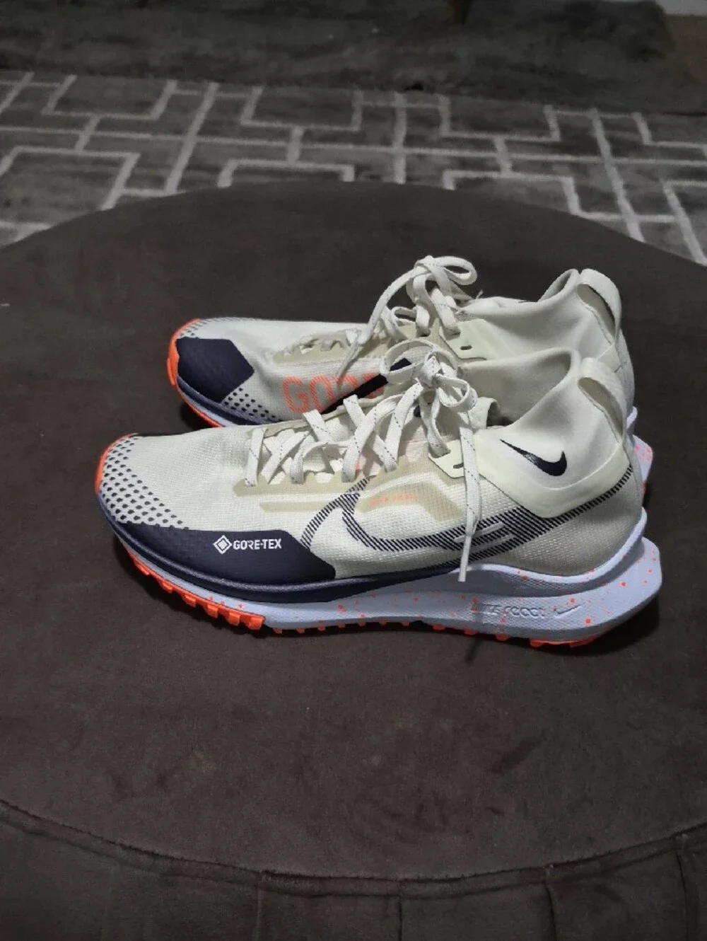 Nike Cream, Navy & Orange GORE-TEX Trail Running Sneakers